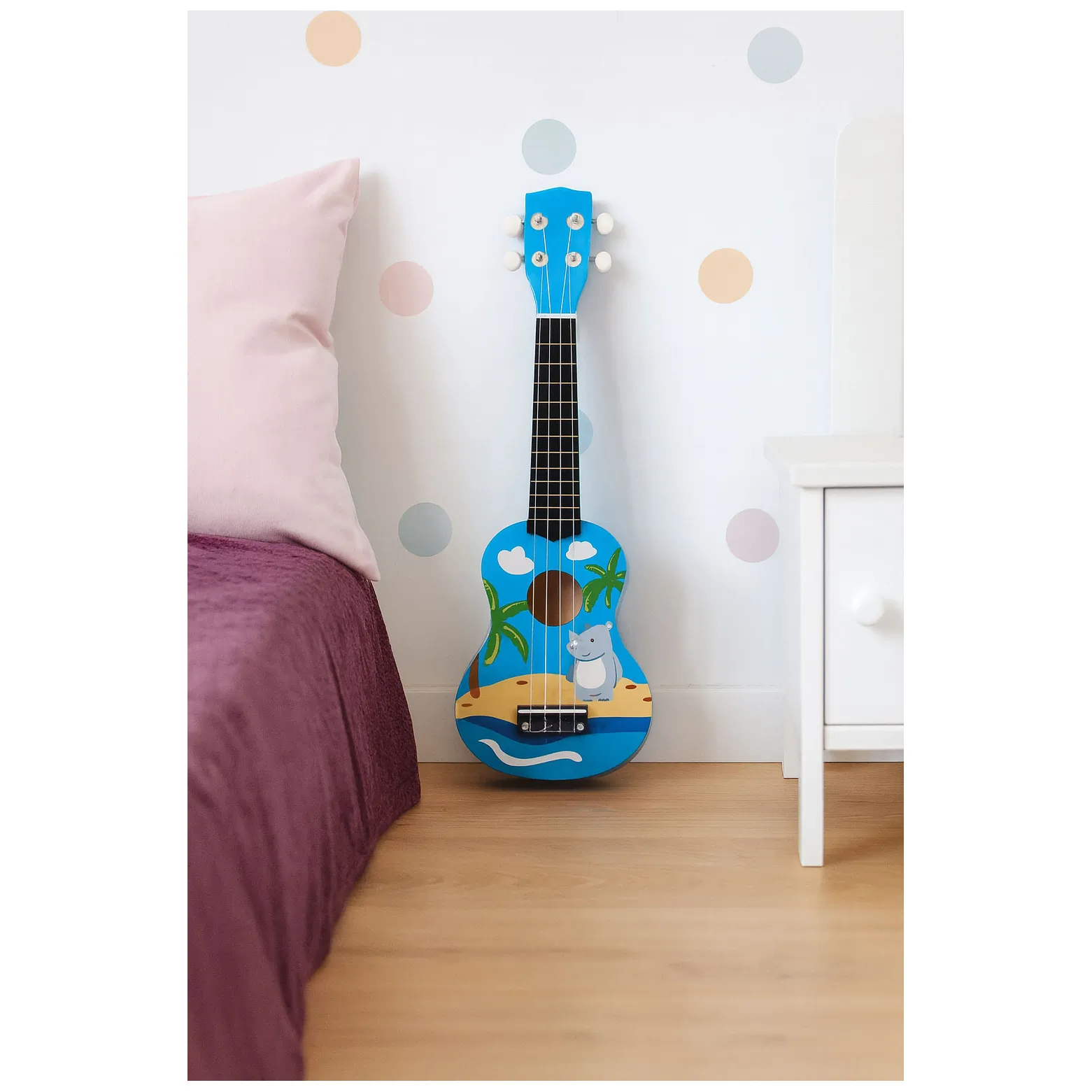 Gitara ukulele dla dzieci drewniana 4 struny nylonowe kostka do gry ECOTOYS - obrazek 5